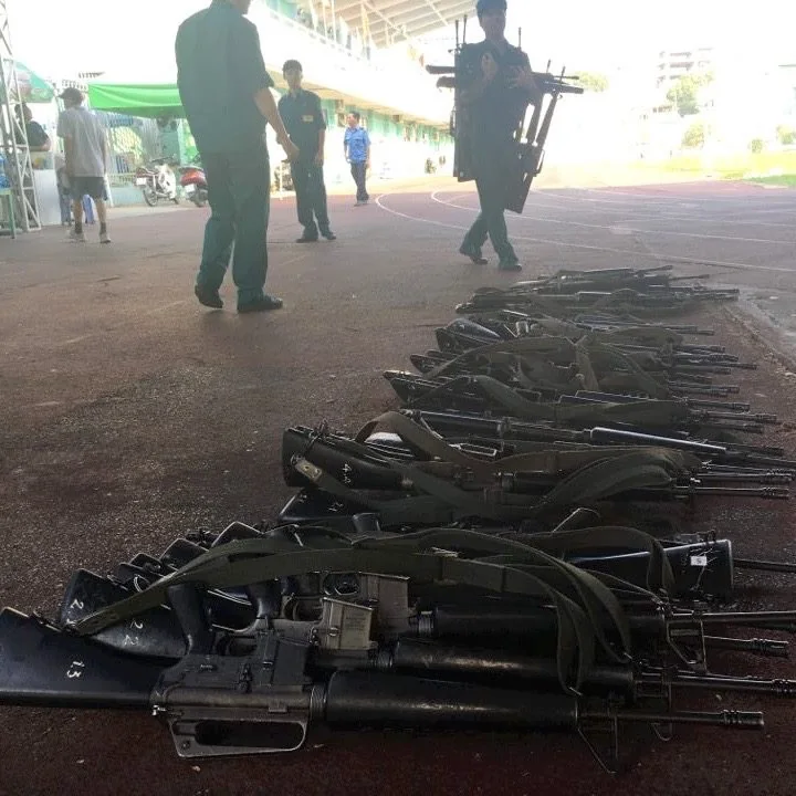 Serapis-Light-Saigon-Vietnam-2016 Vietnamese military M16A1 rifles beside a stadium in Saigon in early 2016.